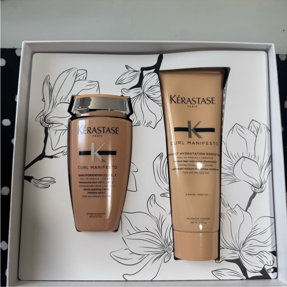 Kerastase Curl Manifesto Hydration Shampoo & Conditioner Set - Picture 7 of 16